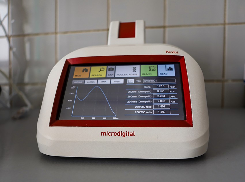 Nabi Nano Spectrophotometer
